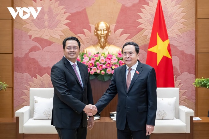 Vietnam MN Chairman Tran Thanh Man Receives Deputy Chairman of DPD RI Mahyudin