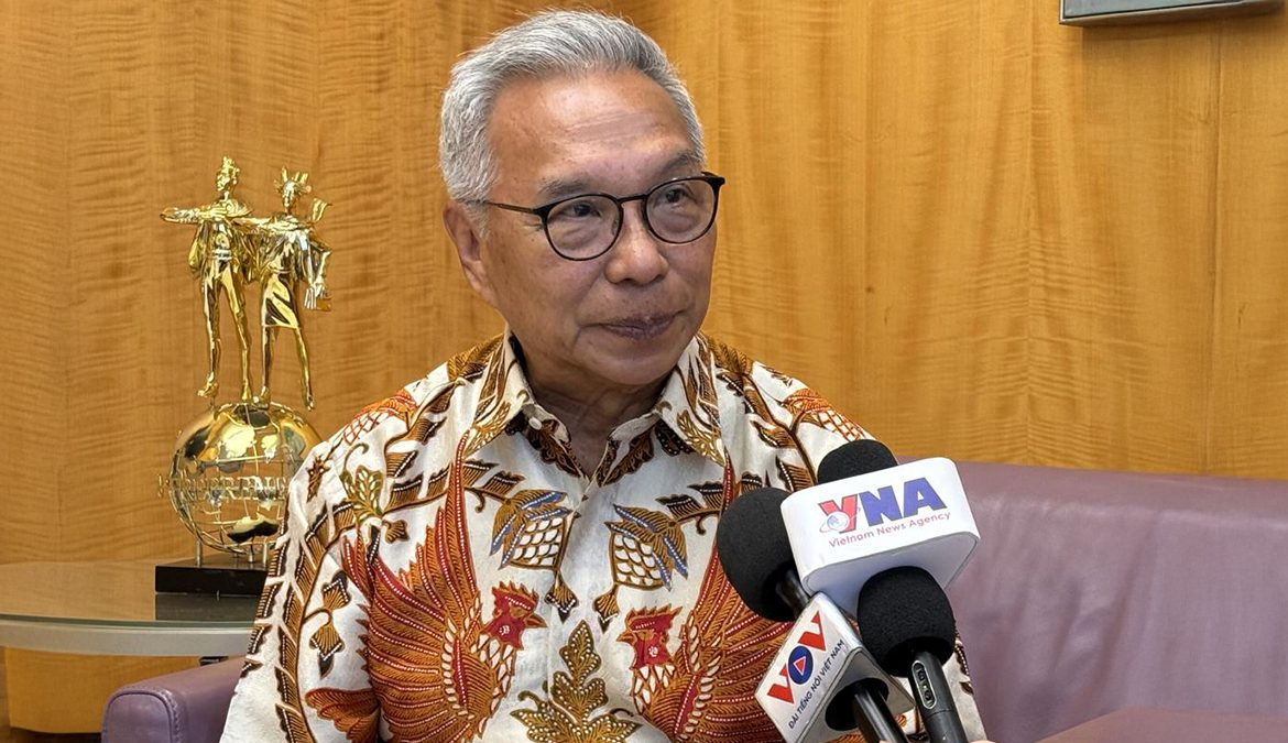 Leaders of Ciputra Group: Slimplining the apparatus facilitates foreign investment